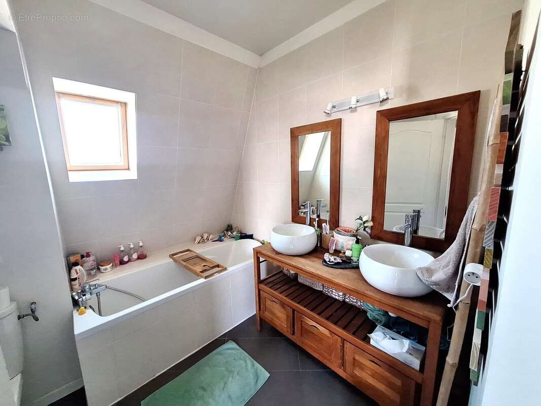 Appartement à CROISSY-SUR-SEINE