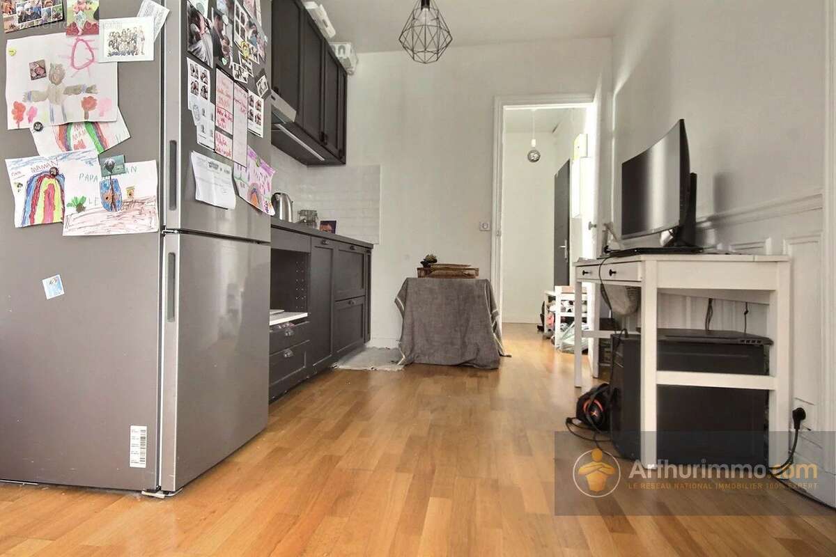 Appartement à CHARENTON-LE-PONT