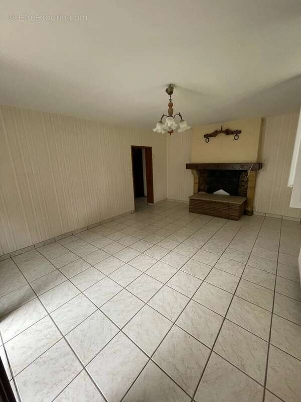 Maison à SAINT-NEXANS