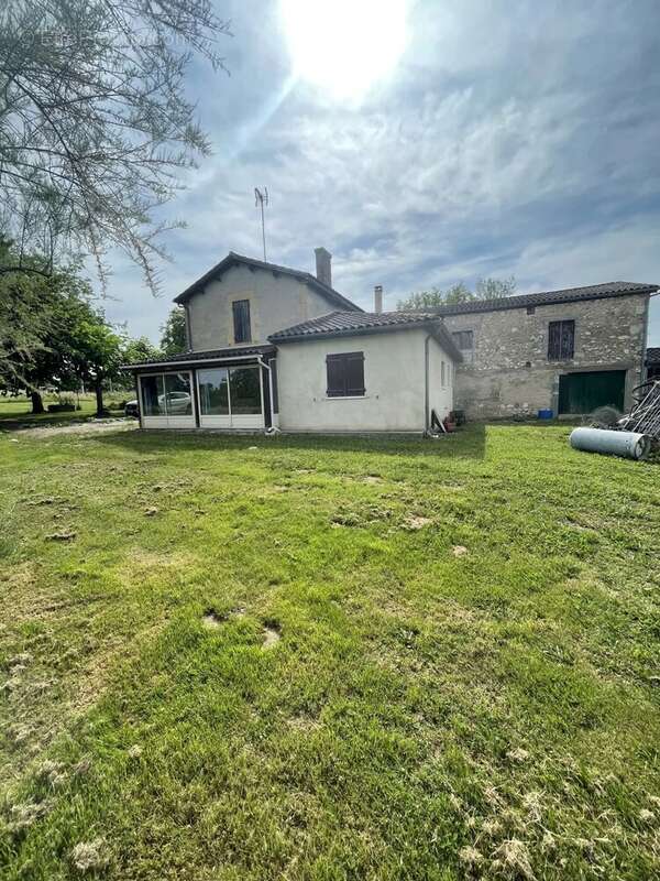 Maison à SAINT-NEXANS