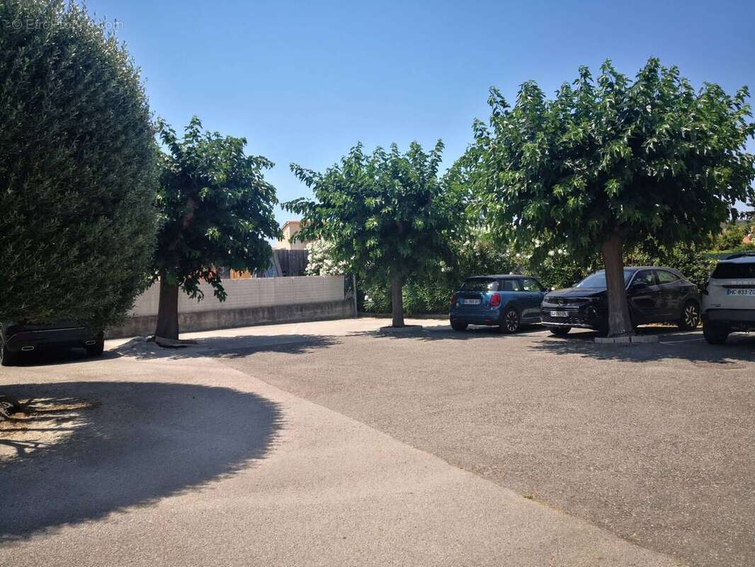 Autre à SANARY-SUR-MER