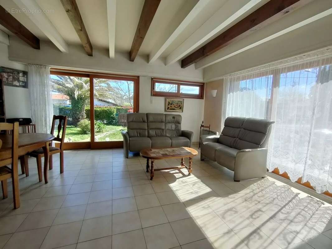 Maison à SAINT-VINCENT-DE-TYROSSE