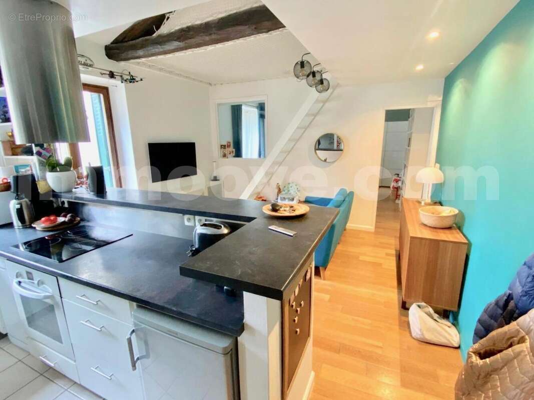 PHOTO-2025-01-21-12-16-57 - Appartement à CHARENTON-LE-PONT