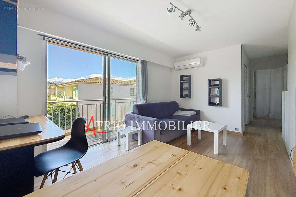 Appartement à CAGNES-SUR-MER