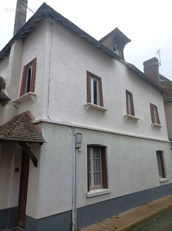 Maison à NONANCOURT