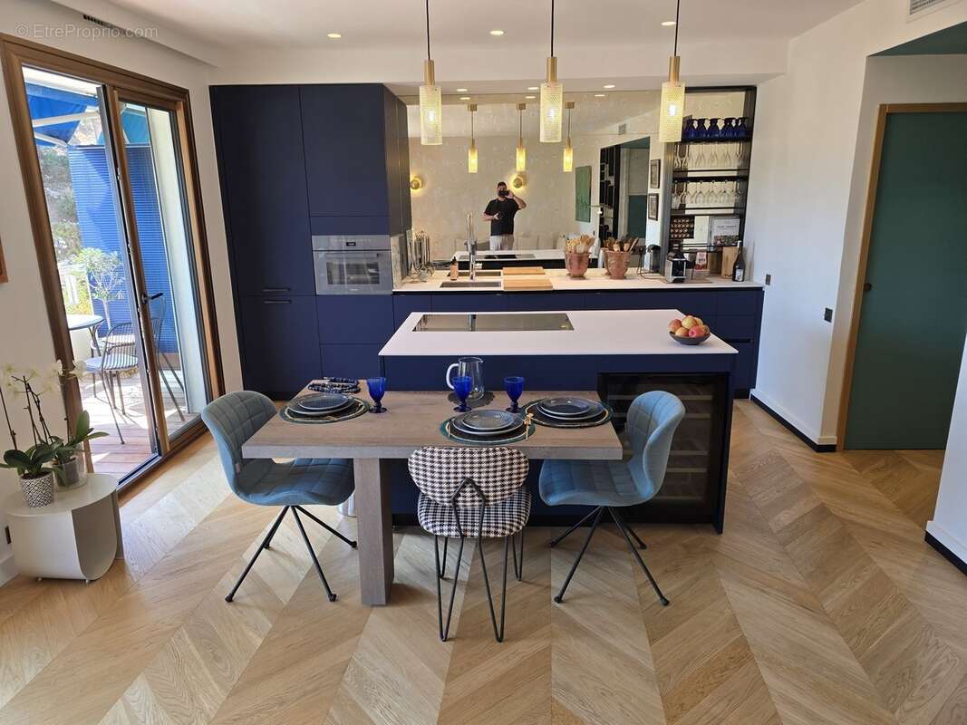 Appartement à MARSEILLE-8E