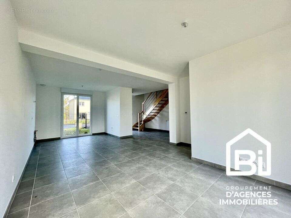 Maison à OUISTREHAM