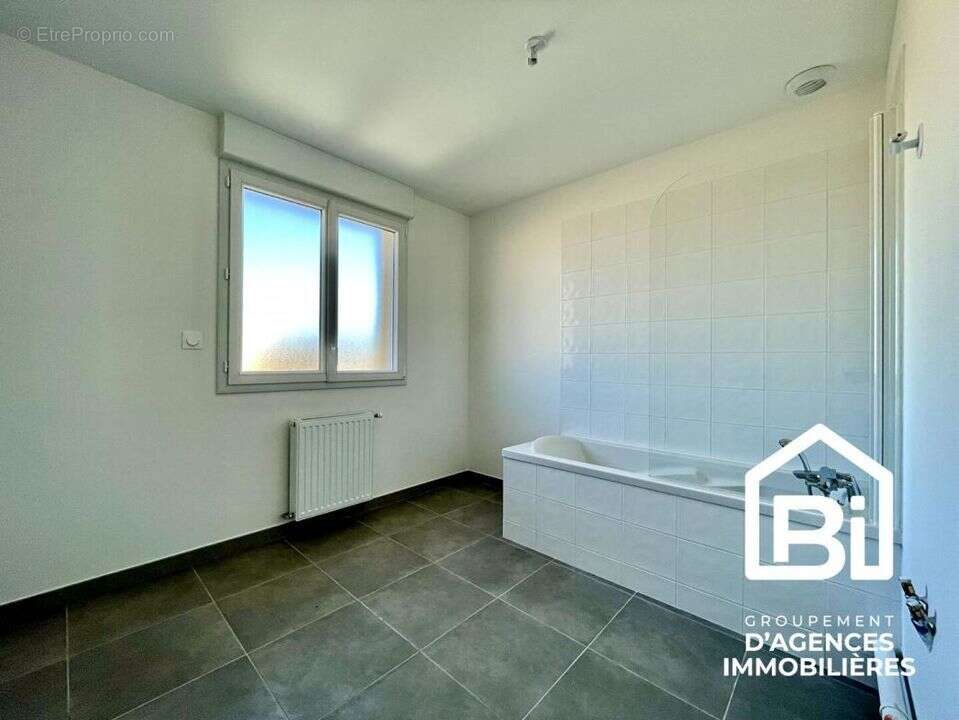 Maison à OUISTREHAM