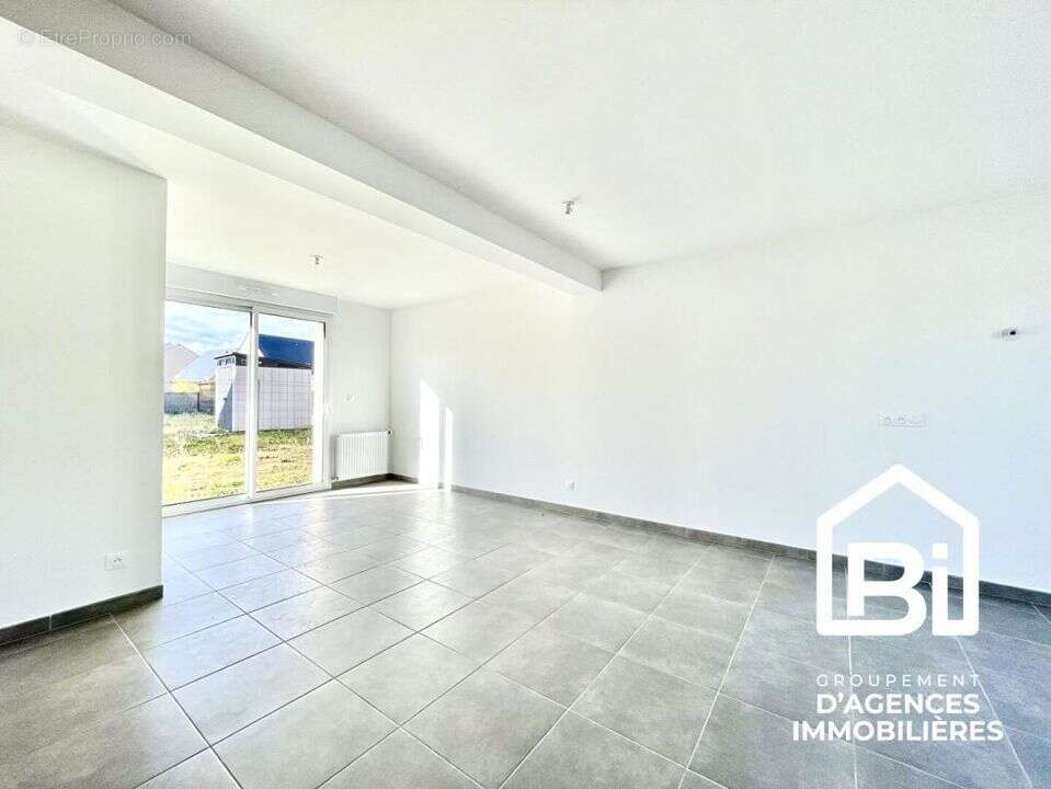 Maison à OUISTREHAM