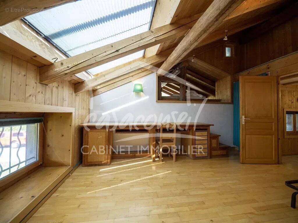 Appartement à SAINT-GERVAIS-LES-BAINS