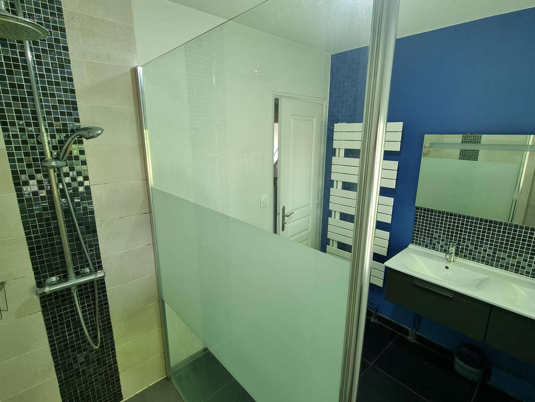 Maison à LES PONTS-DE-CE