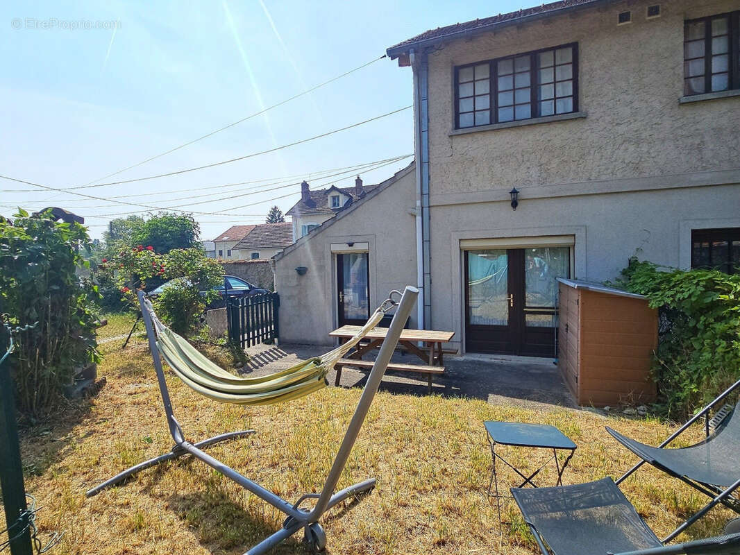 Appartement à MAISSE