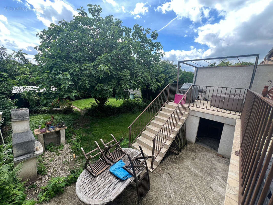 Maison à MITRY-MORY