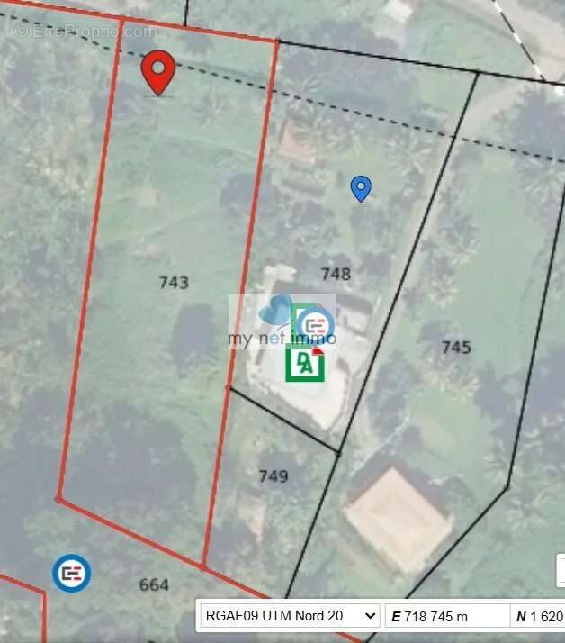 Terrain à LE LAMENTIN