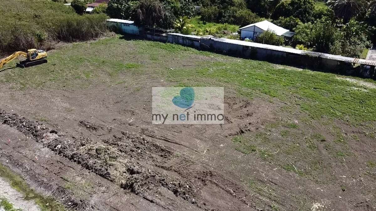 Terrain à SAINT-FRANCOIS