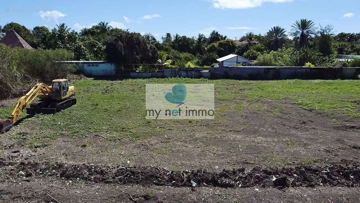 Terrain à SAINT-FRANCOIS