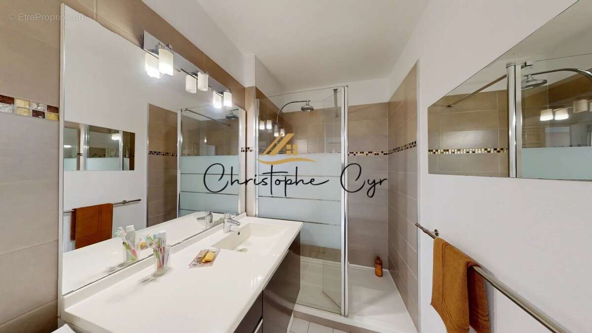 Appartement à SAINT-RAPHAEL