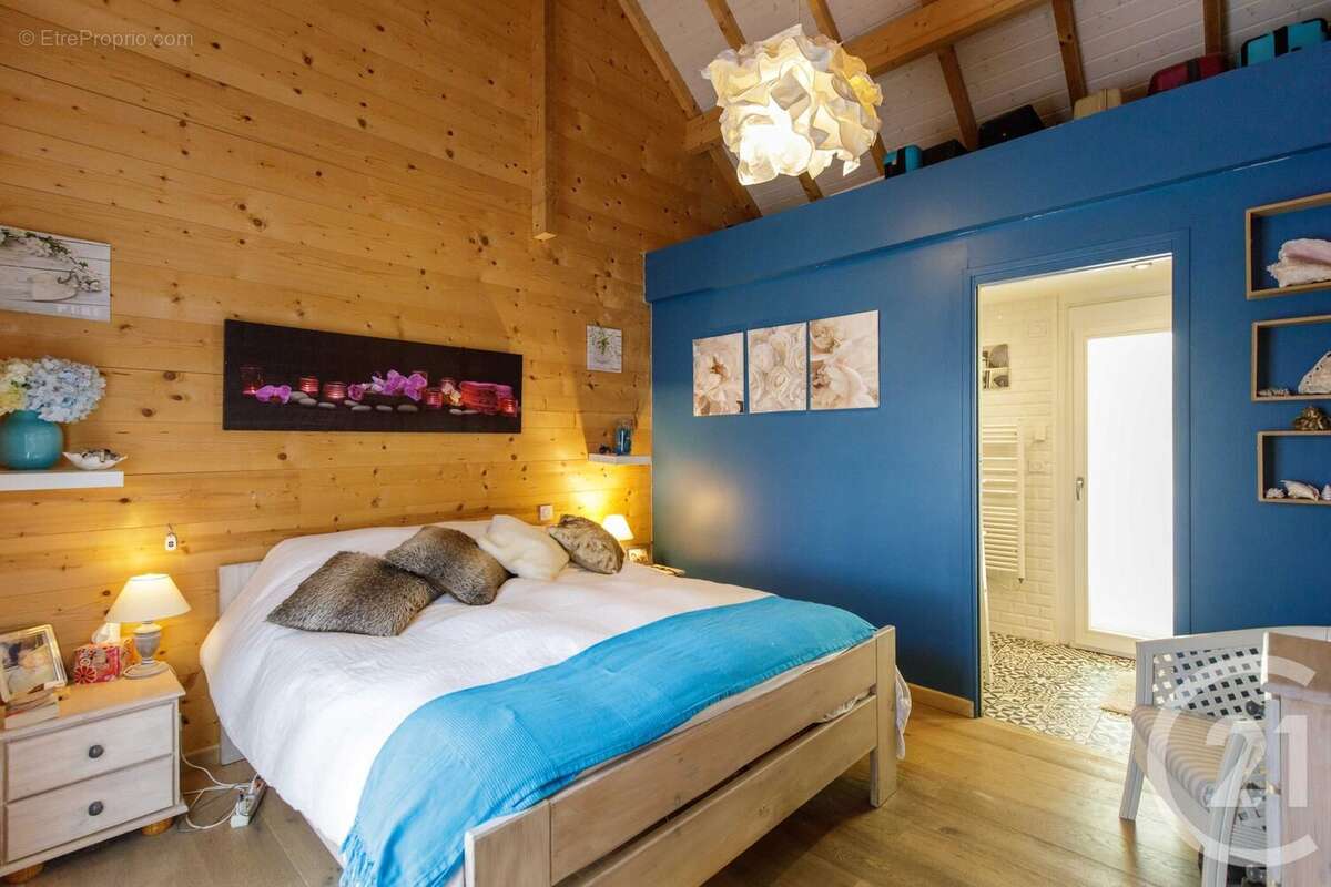 Maison à JASSANS-RIOTTIER