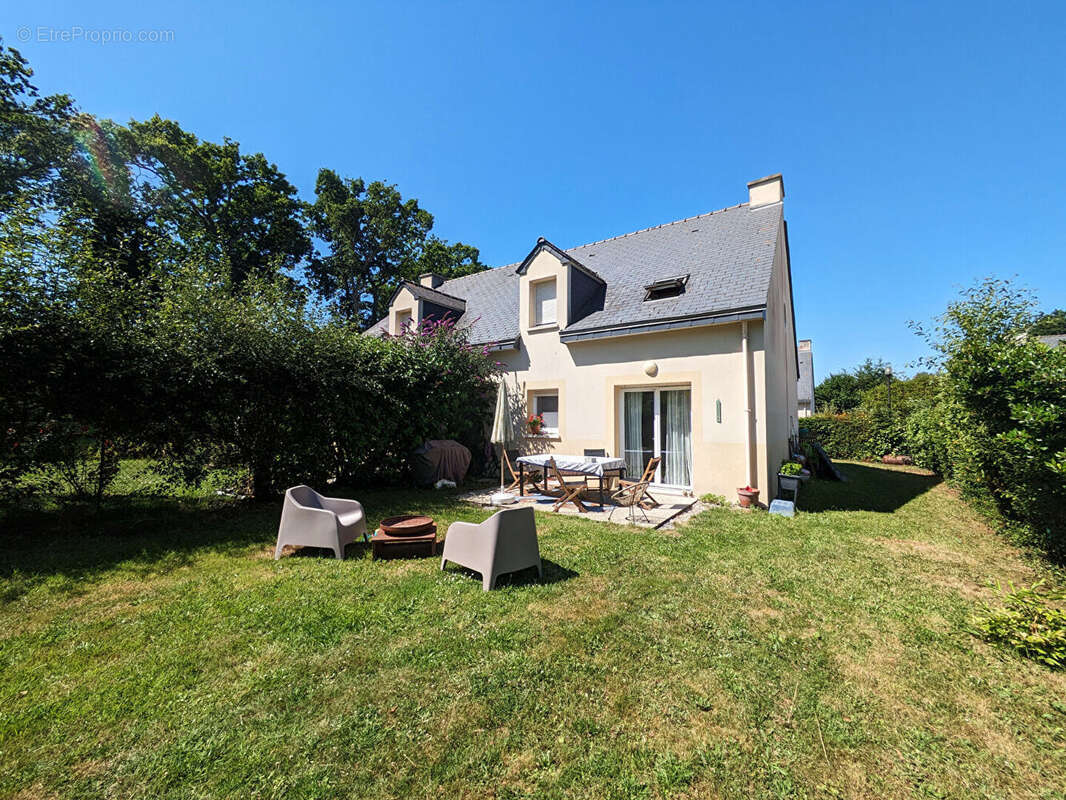 Maison à MINIAC-MORVAN