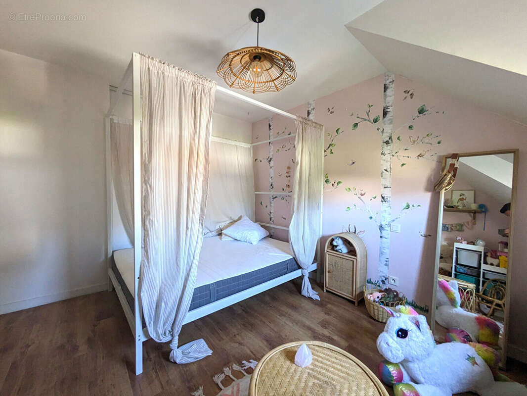 Maison à MINIAC-MORVAN