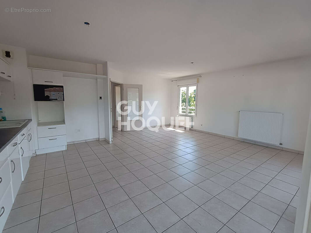 Appartement à BOURGOIN-JALLIEU