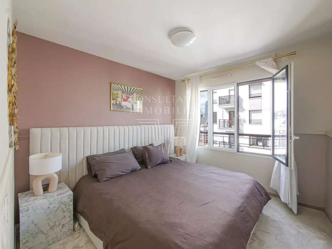 Appartement à SURESNES