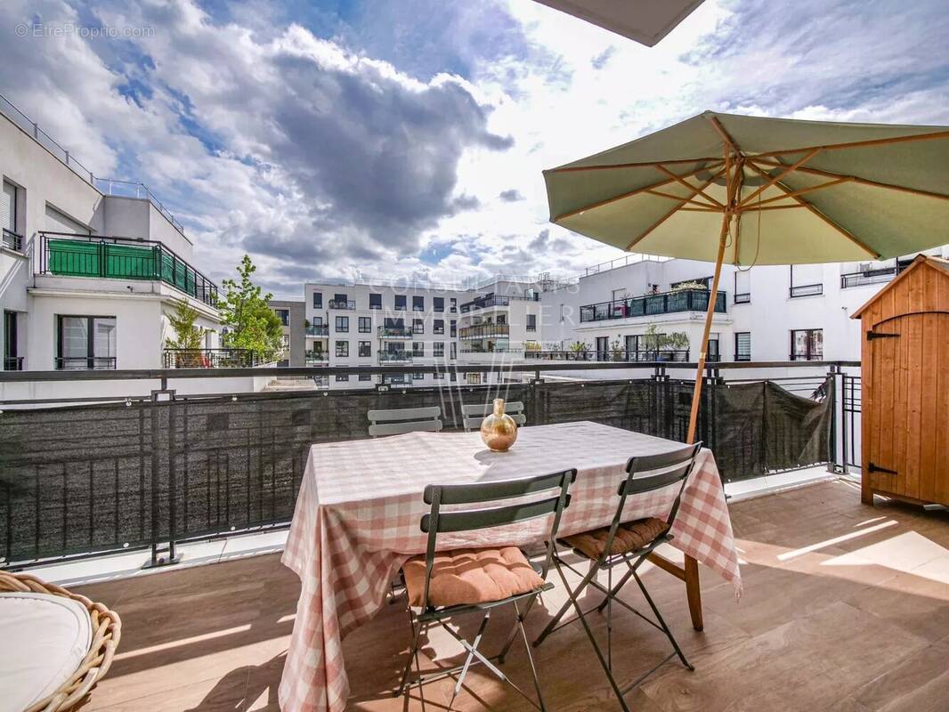 Appartement à SURESNES