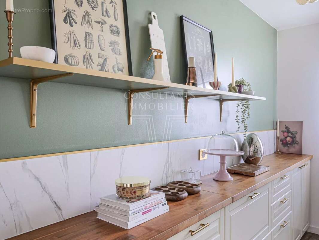 Appartement à SURESNES