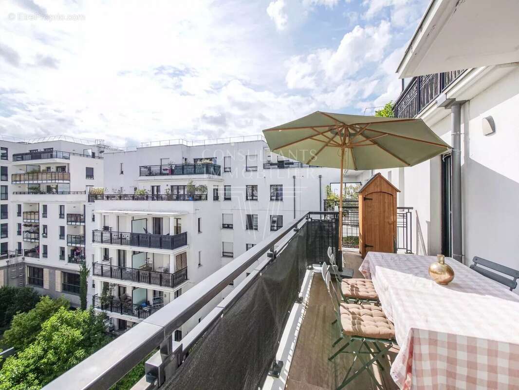 Appartement à SURESNES