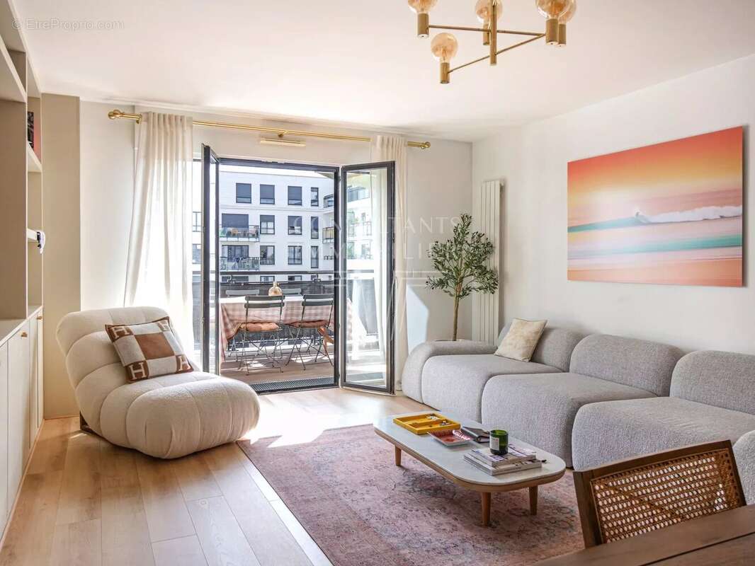 Appartement à SURESNES