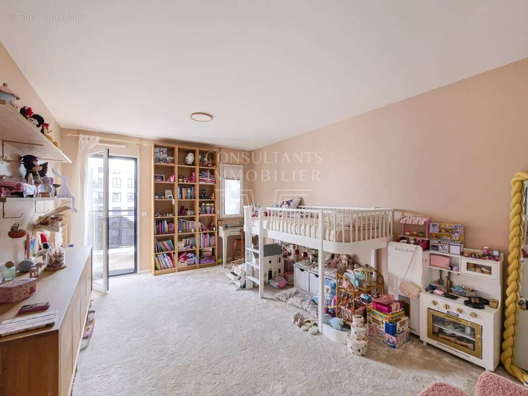 Appartement à SURESNES