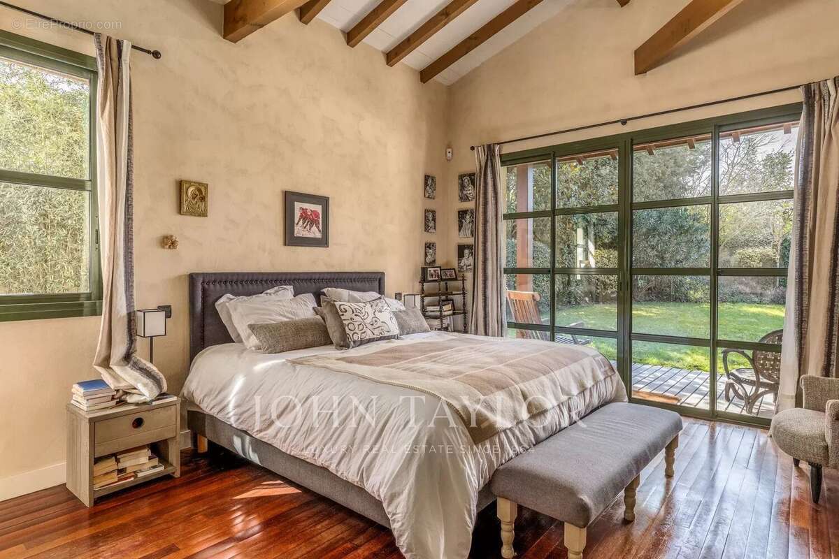 Maison à LE BOUSCAT