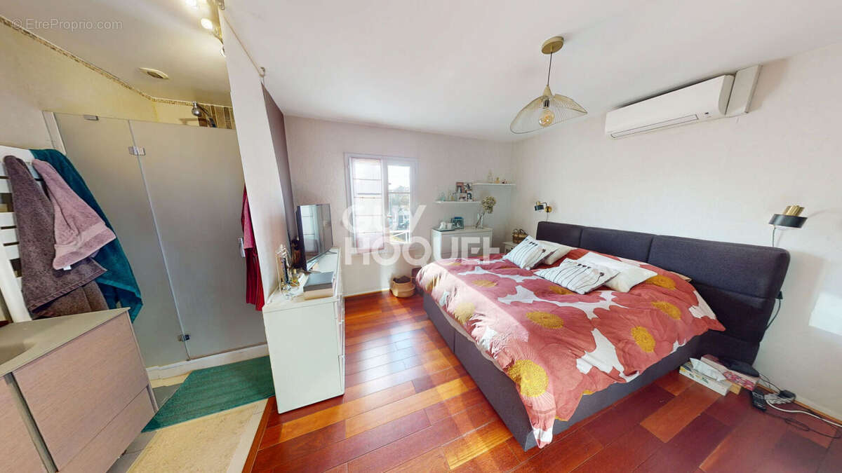 Maison à LES PAVILLONS-SOUS-BOIS