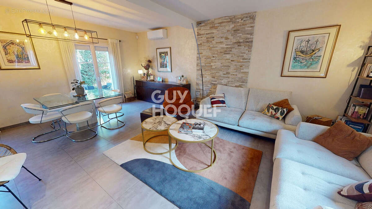 Maison à LES PAVILLONS-SOUS-BOIS