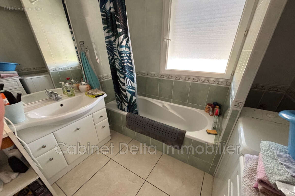 Appartement à SANARY-SUR-MER