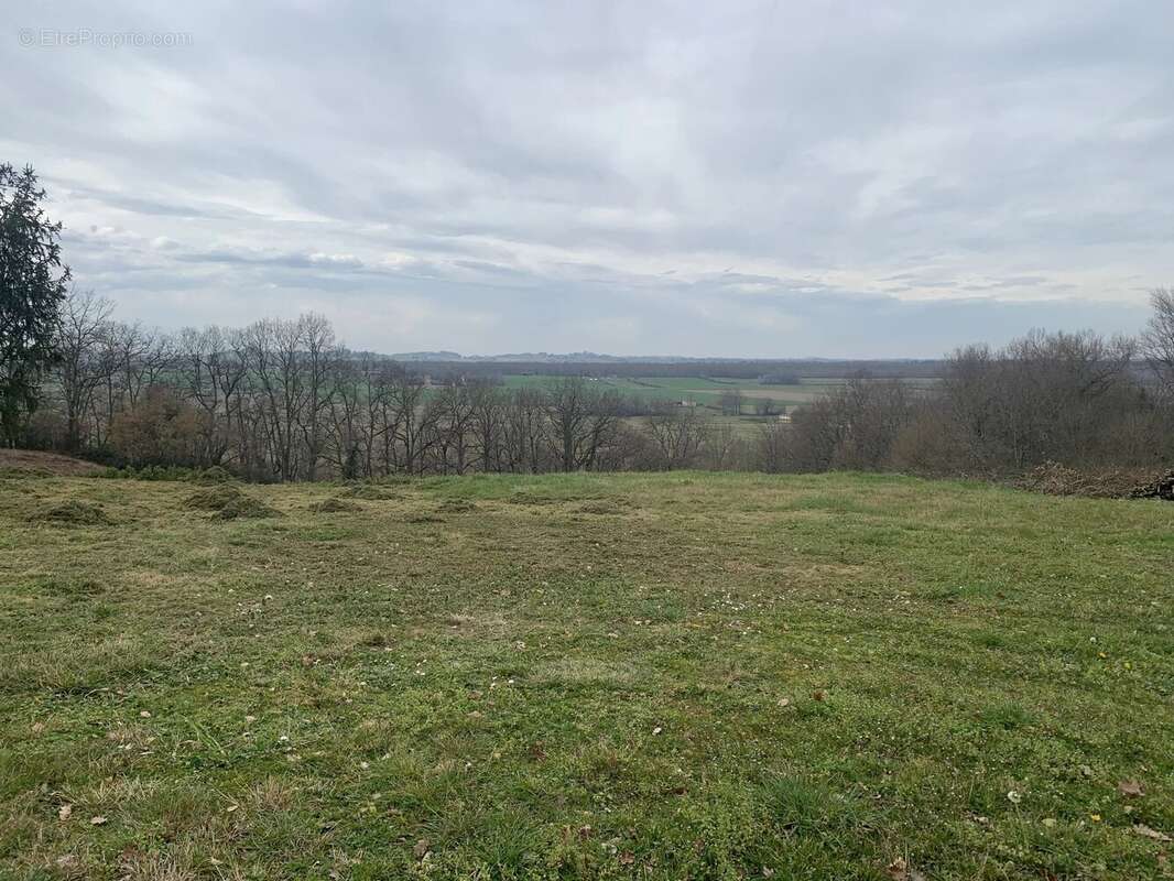 Maison à TRIE-SUR-BAISE