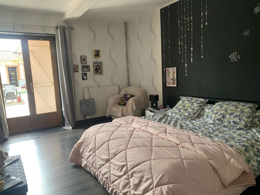 Maison à TRIE-SUR-BAISE