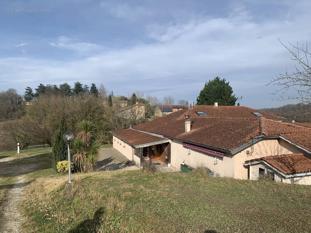 Maison à TRIE-SUR-BAISE