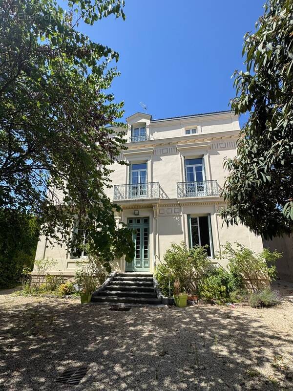 Maison à BOURG-EN-BRESSE