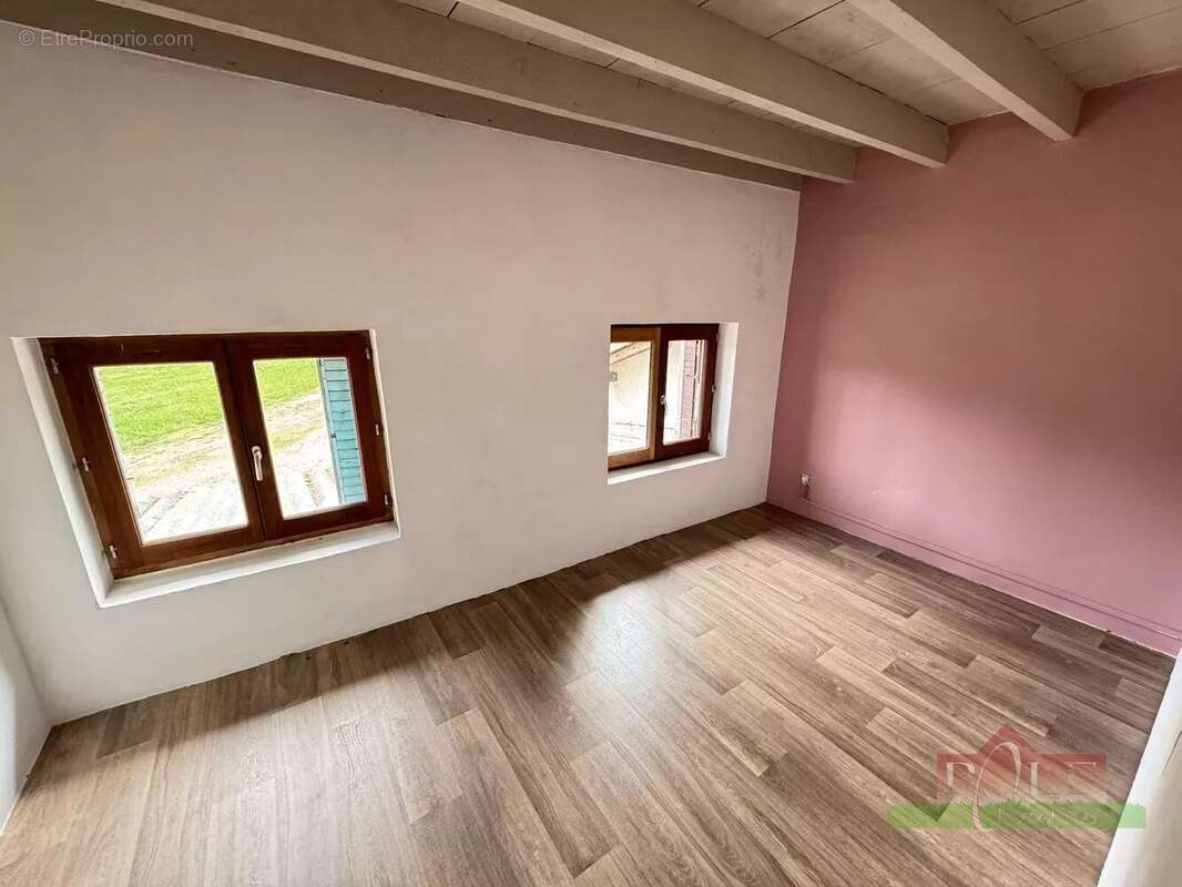 Maison à COUR-ET-BUIS