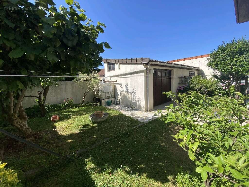 Maison à VILLEPARISIS