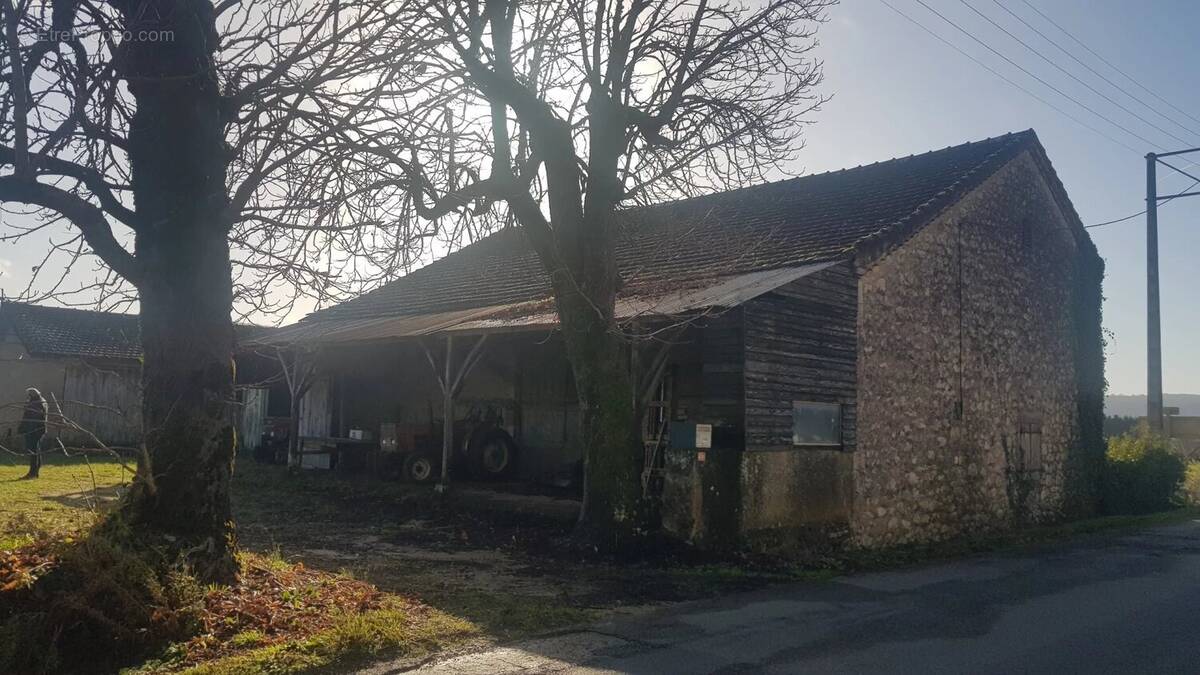 Maison à ANGLARS-JUILLAC