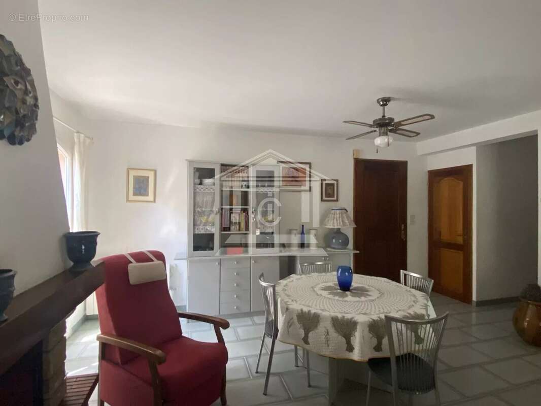 Maison à SAINT-PAUL-EN-FORET