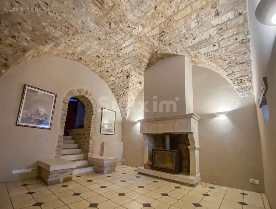 Maison à LONS-LE-SAUNIER