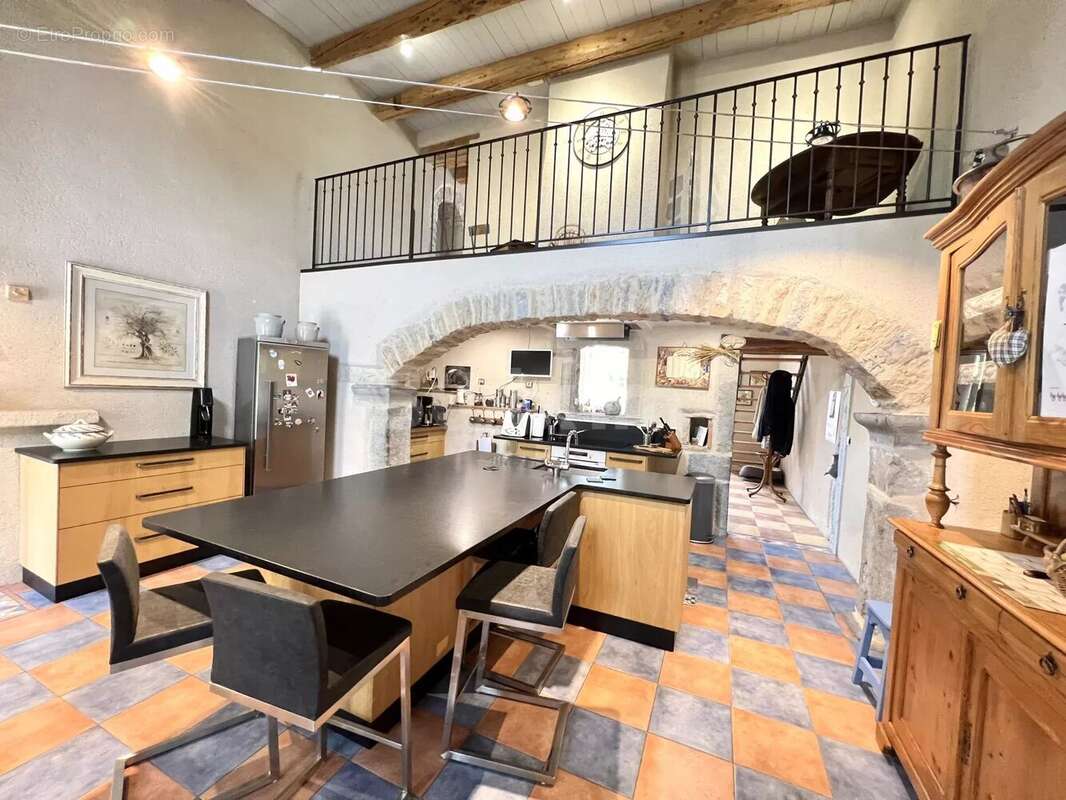 Maison à LONS-LE-SAUNIER