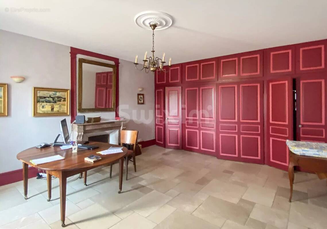 Maison à LONS-LE-SAUNIER