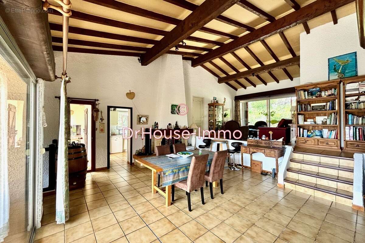 Maison à LEZIGNAN-CORBIERES