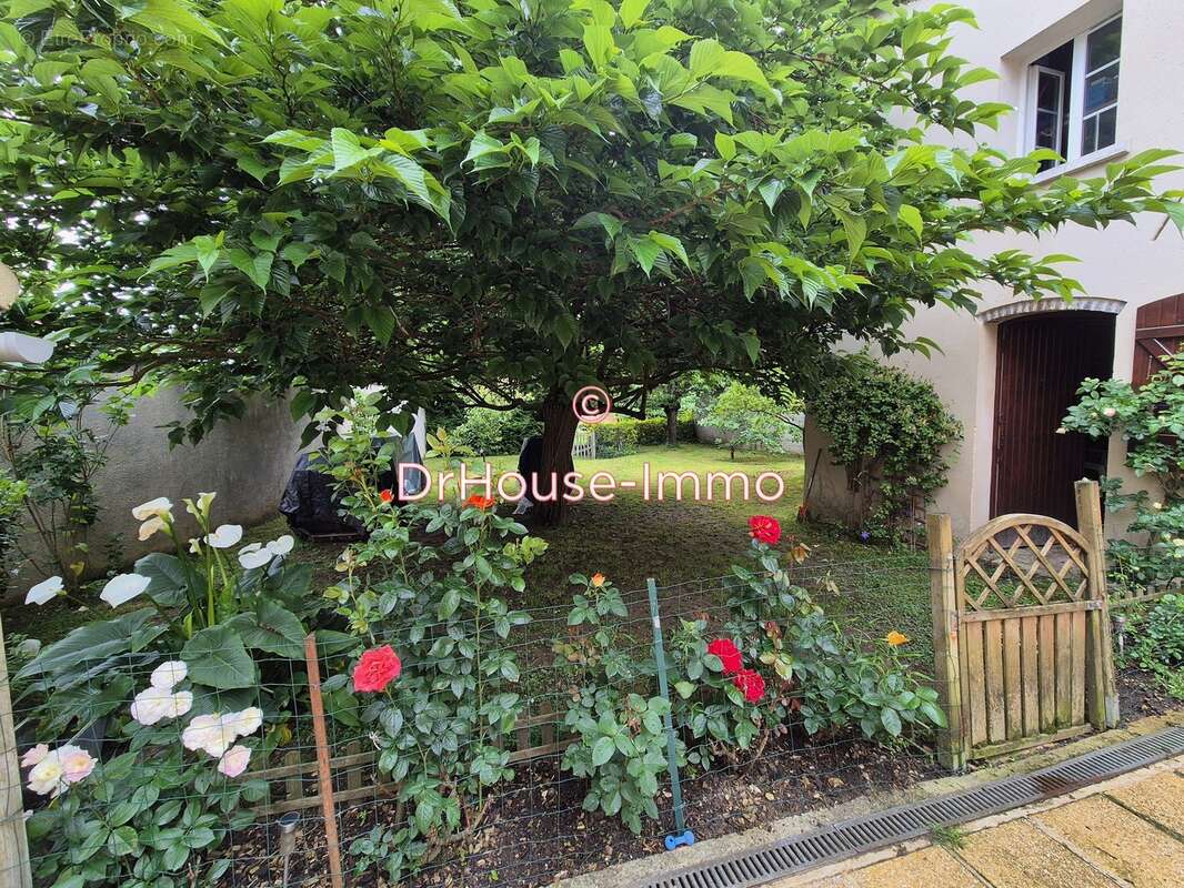 Maison à MANTES-LA-VILLE