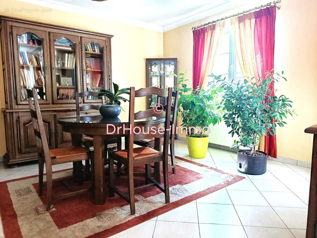 Maison à CARRIERES-SUR-SEINE