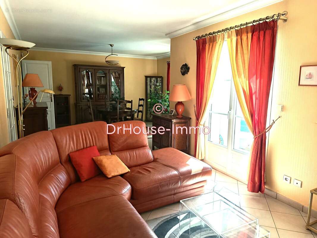 Maison à CARRIERES-SUR-SEINE